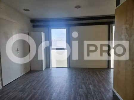 location bureaux 34 m²