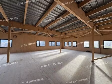 location bureaux 230 m²