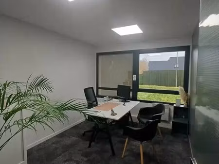 location bureaux 140 m²