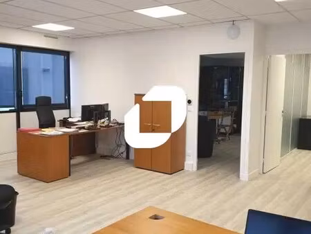 location bureaux 26 m²