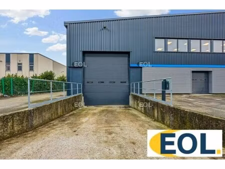 location entrepôt 2 504 m²