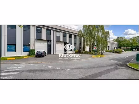 location entrepôt 410 m²