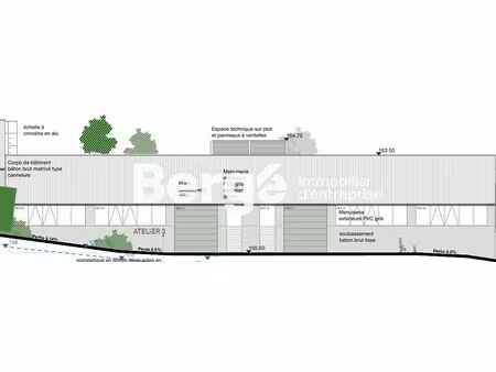 location entrepôt 280 m² à 562 m²