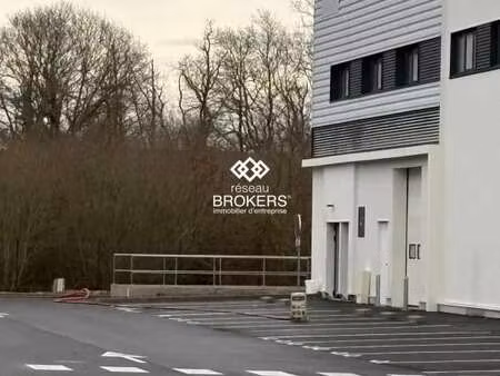 location entrepôt 367 m²