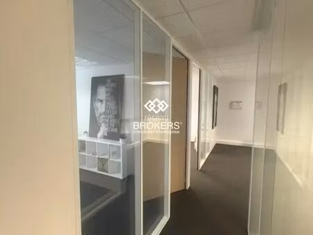 location entrepôt 366 m²
