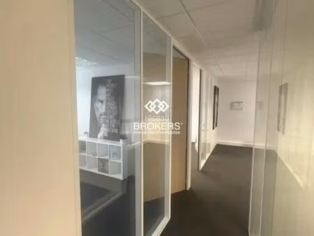 location entrepôt saint etienne de montluc 44360 366m²