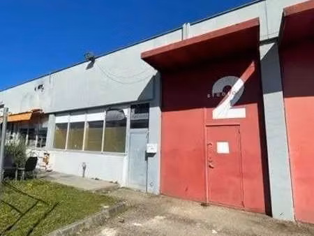 location local d’activités blanquefort 33290 340m²
