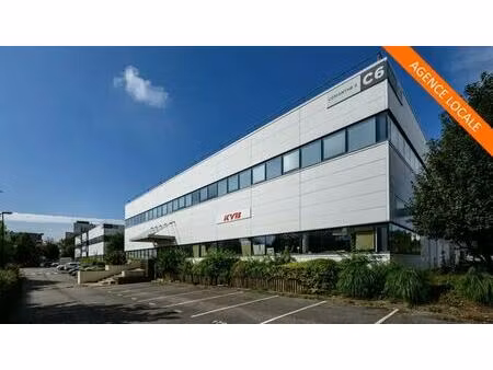 location local d'activités 2 231 m²