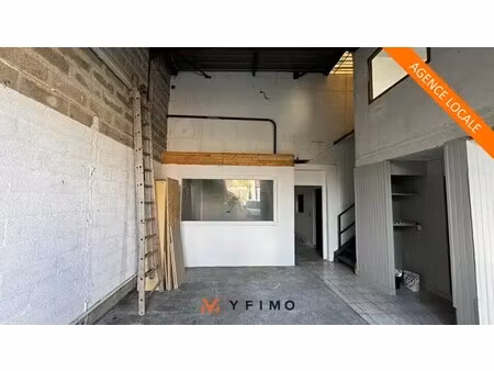 location local d'activités 150 m²