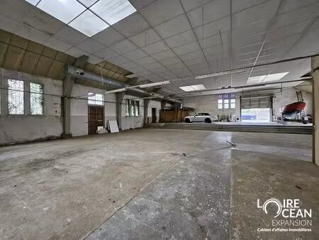 location local d’activités nantes 44200 640m²