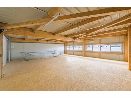 location local d’activités saint sauveur 80470 192m²