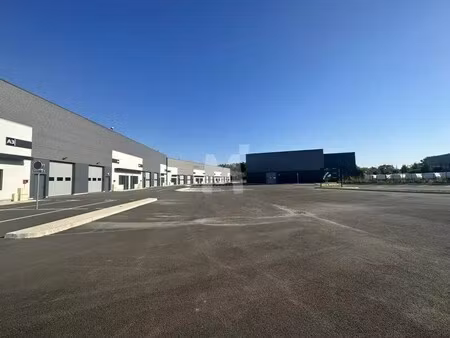 location local d’activités savigny le temple 77176 218m²