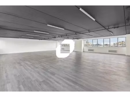 location bureaux 190 m²