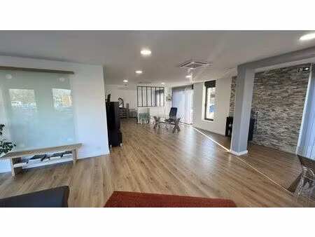 location bureaux 80 m²