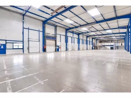 location local d'activités 10 750 m²