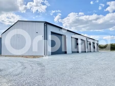 location local d'activités 120 m²