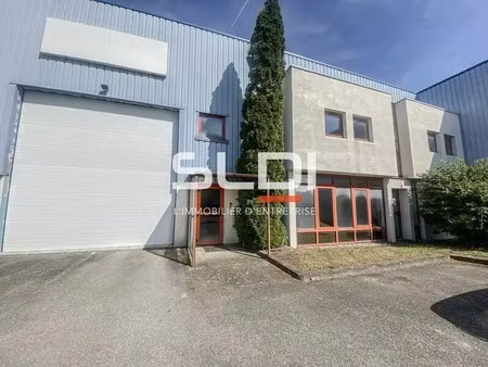 location local d’activités genas 69740 318m²