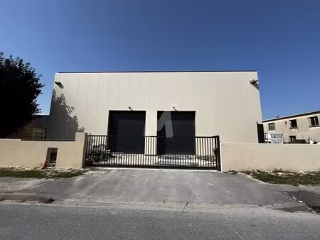 location local d’activités le plessis pate 91220 367m²