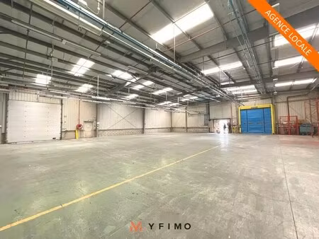 location local d’activités les mureaux 78130 767m²