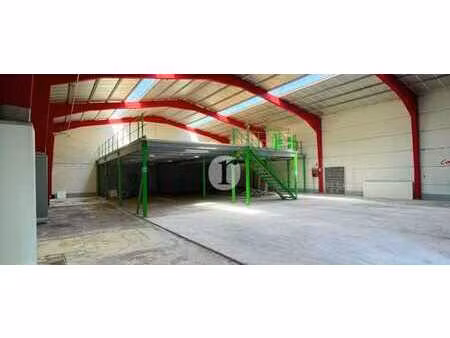 location local d’activités marcq en baroeul 59700 893m²