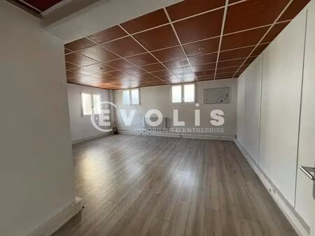 location local d’activités neuilly sur marne 93330 171m² à 264m²