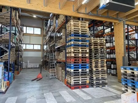 location local d’activités romainville 93230 850m² à 1935m²