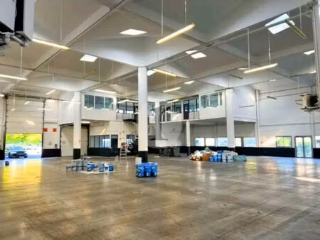 location local d’activités villeneuve d ascq 59650 576m² à 4464m²