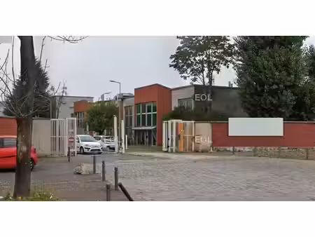 location bureaux la courneuve 93120 200m² à 1550m²