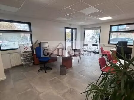 location bureaux 160 m²