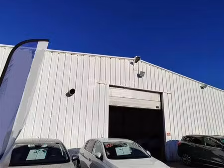 location entrepôt pezenas 34120 345m²