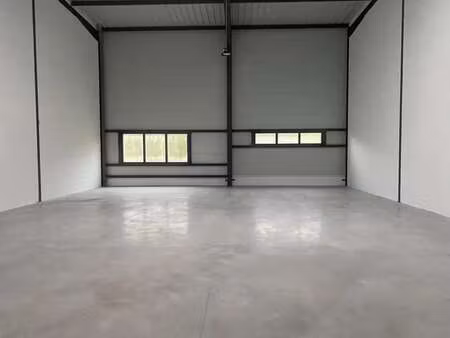 location local d’activités bussy saint martin 77600 335m²