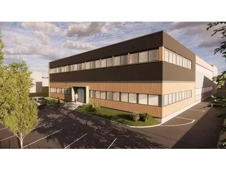 location local d'activités 2 090 m²