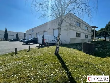 location local d’activités eysines 33320 370m²
