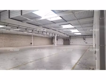 location local d’activités ferrières-en-brie 77164 4662m²