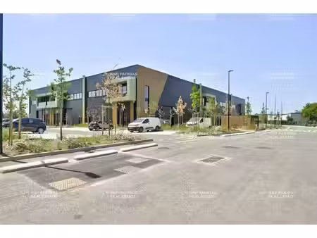 location local d’activités la queue-en-brie 94510 464m² à 4824m²