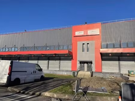 location entrepôt logistique le blanc-mesnil 93150 1718m² à 5151m²