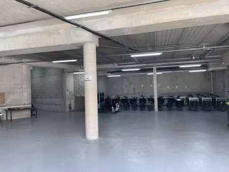 location local d’activités paris 75019 1012m²