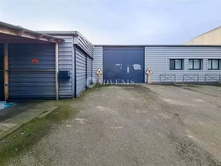 location local d'activités 420 m²