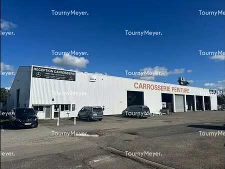 location local d'activités 2 161 m² à 8 981 m²