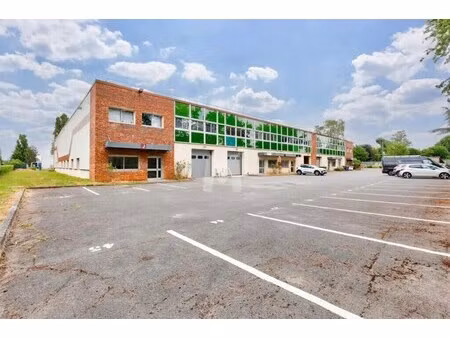 location bureaux 351 m²
