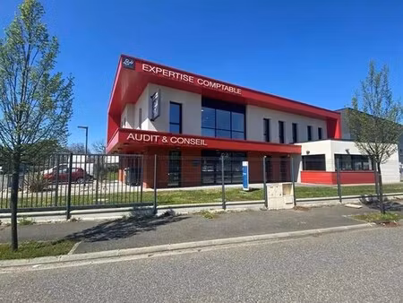 location bureaux 172 m²