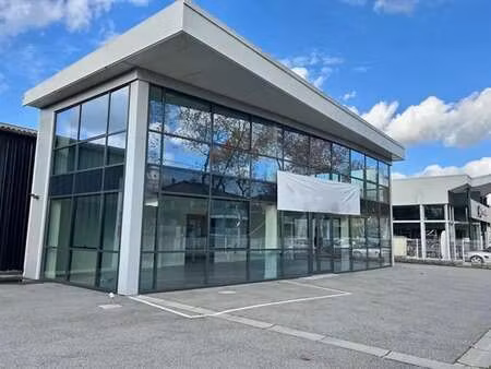location bureaux 100 m²