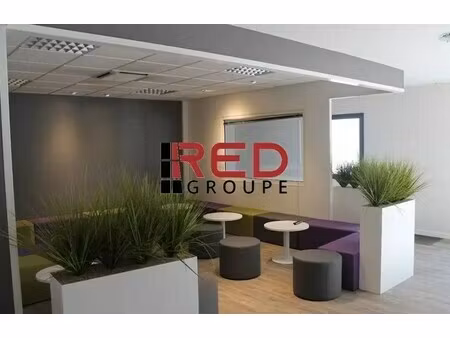 location entrepôt 1 415 m²