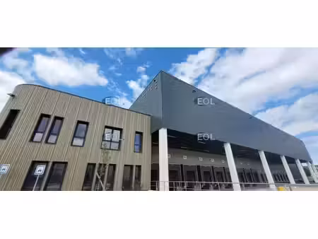 location entrepôt corbas 69960 2192m²
