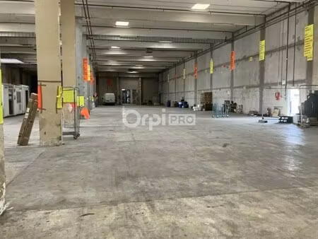 location entrepôt longvic 21600 3000m²
