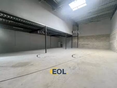 location entrepôt villeneuve sous dammartin 77230 417m²