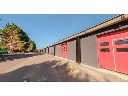 location local d'activités 697 m² à 4 316 m²