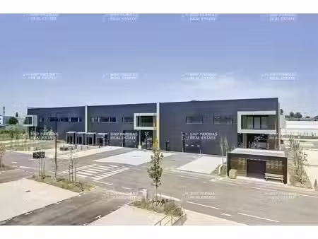 location local d’activités la queue-en-brie 94510 535m² à 4960m²