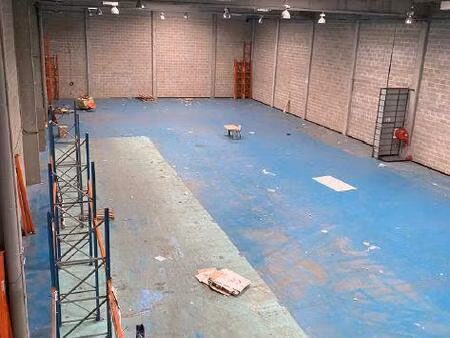 location local d’activités le blanc-mesnil 93150 555m²