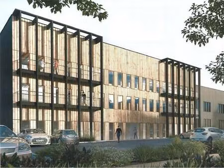 location local d'activités 3 026 m² à 35 483 m²